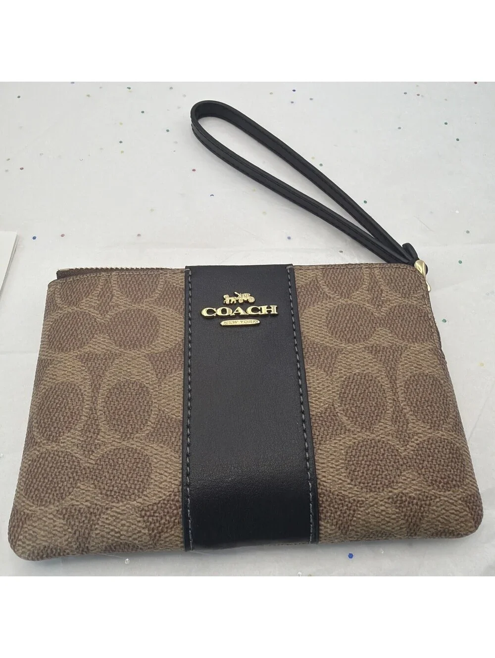 Coach Corner Zip Wristlet Signature Canvas Stripe Tan Black NWT CW854 Wallet